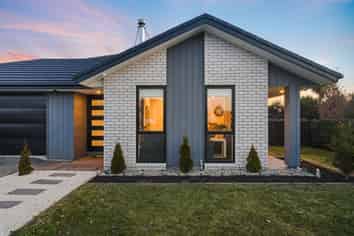 21 Sandstone Crescent, Rolleston