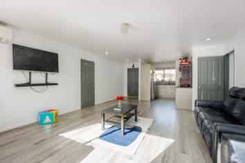 19 Carlas Way, Ranui