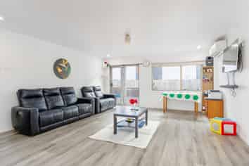19 Carlas Way, Ranui