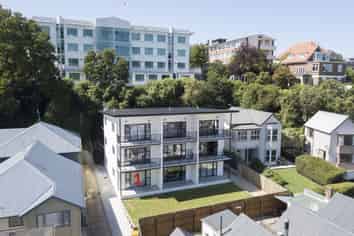 Flat 1/377 Leith Street, North Dunedin