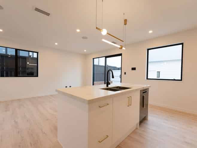 5 Spars Road, Milldale, Rodney, Silverdale