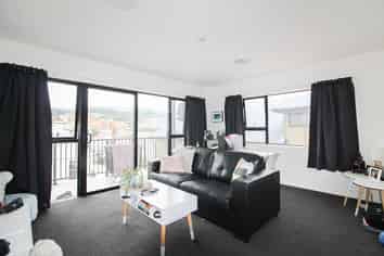 Flat 4/377 Leith Street, North Dunedin