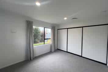 2/91 Chalmers Ave, Ashburton