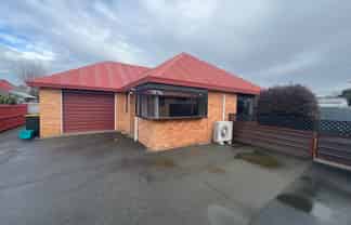 2/91 Chalmers Ave, Ashburton