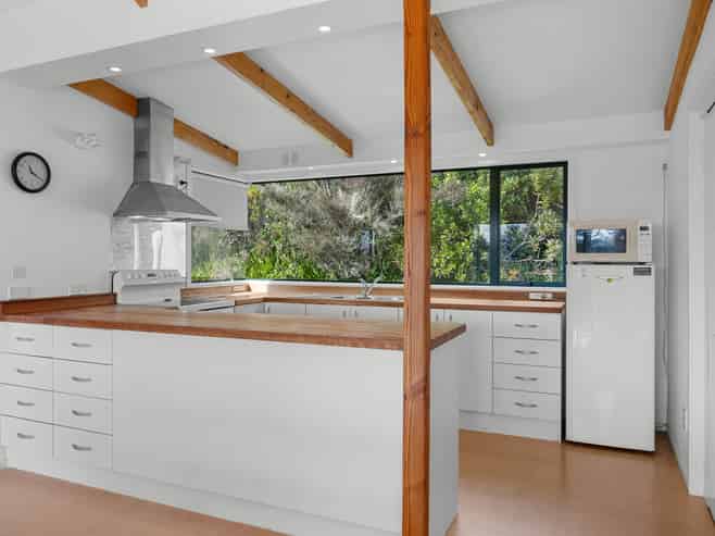 882 Sandspit Road, Warkworth