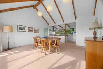 882 Sandspit Road, Warkworth