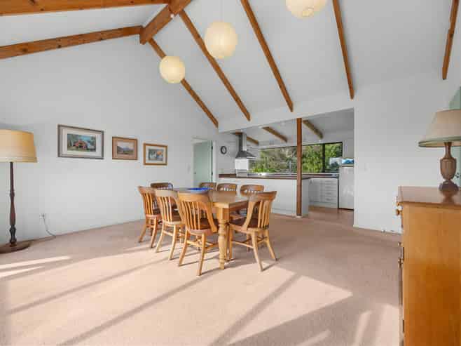882 Sandspit Road, Warkworth