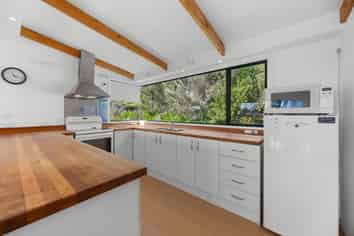 882 Sandspit Road, Warkworth