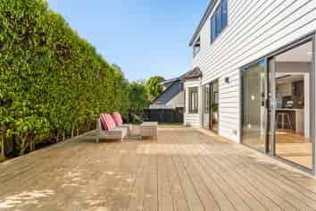 2/19 Rodney Road, Northcote Point