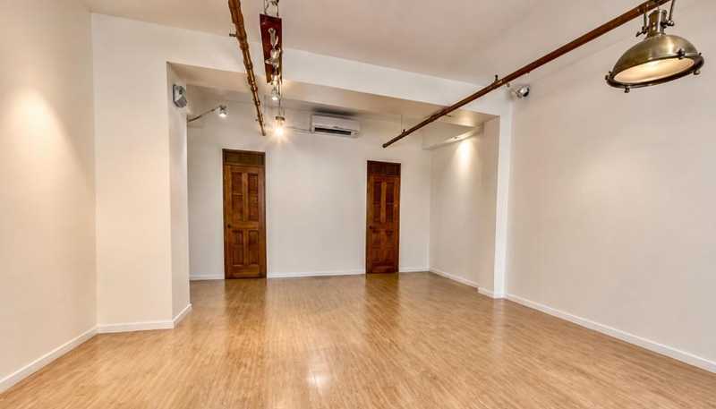  88 Broadway, Newmarket