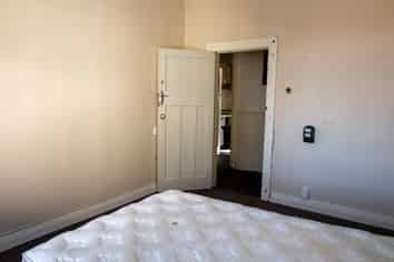 Room 3/13 Russell Street, Dunedin Central