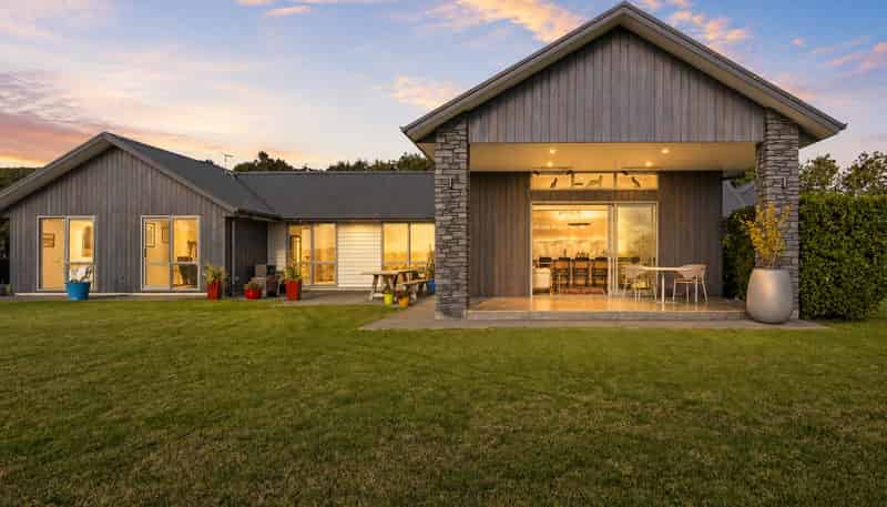 53 Hauora Lane, Waitoki