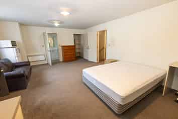 Room 5/6 Ethel Benjamin Place, North Dunedin
