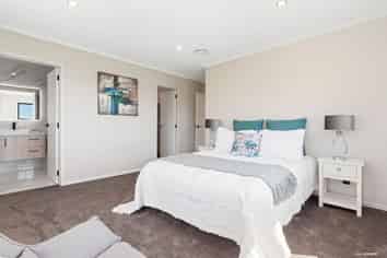 19 Drumnaconagher Road, Flat Bush