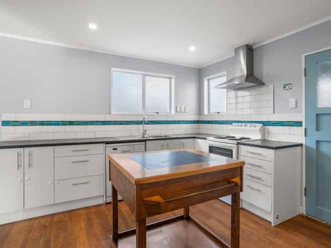 60A South Highway East, Whitianga