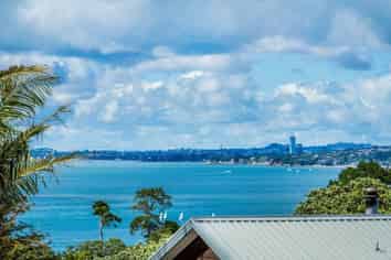 39 Toroa Street, Torbay