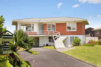 39 Toroa Street, Torbay