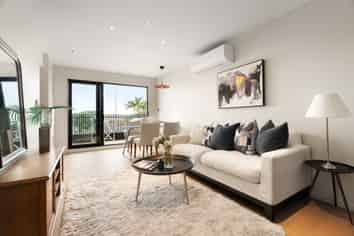 2/289 Mount Albert Road, Sandringham