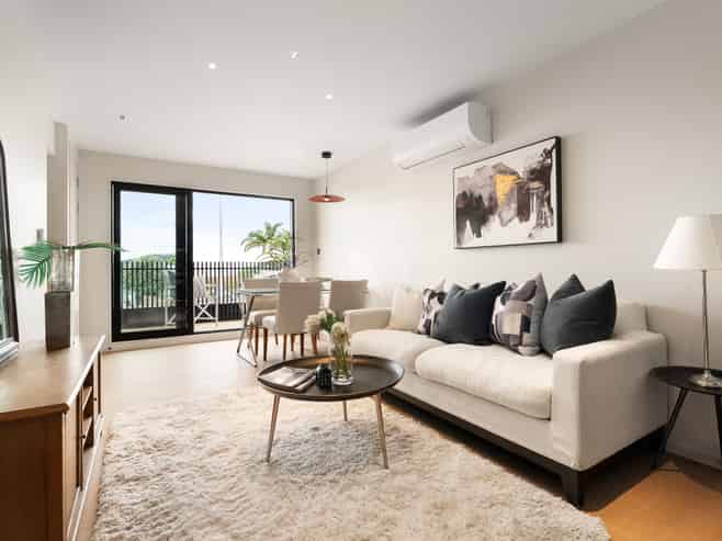 2/289 Mount Albert Road, Sandringham