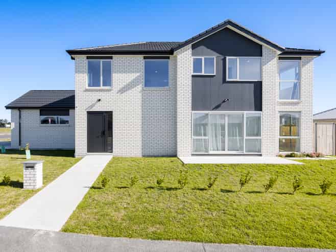 13 Uatoto Road, Clarks Beach