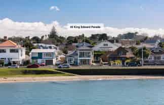 49 King Edward Parade, Devonport