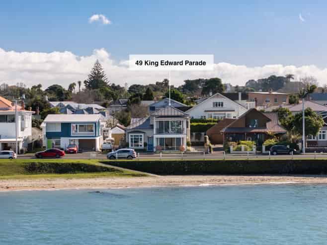 49 King Edward Parade, Devonport