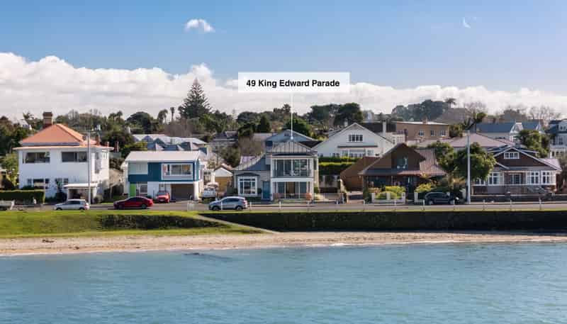 49 King Edward Parade, Devonport
