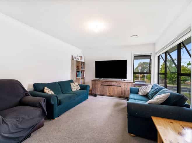 33 Strid Road, Te Atatu South