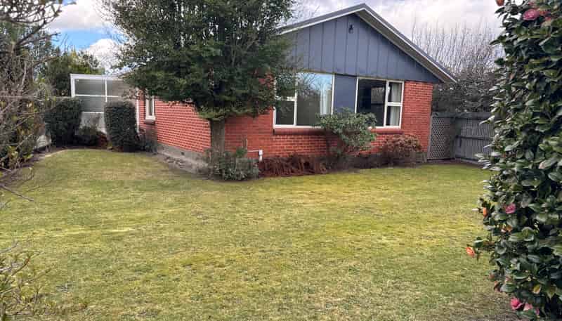 7 Miller Avenue, Allenton
