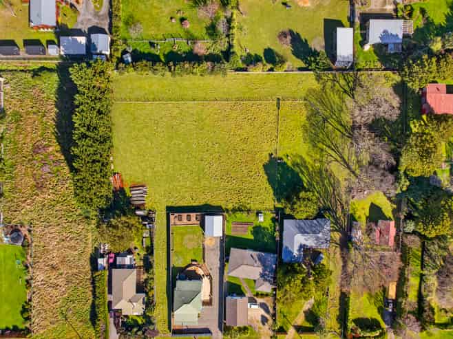 18 Hilton Road, Carterton
