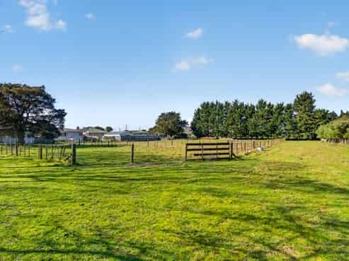 18 Hilton Road, Carterton