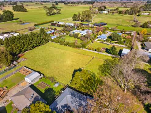 18 Hilton Road, Carterton