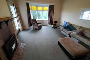 62 Gladstone Road, Dalmore