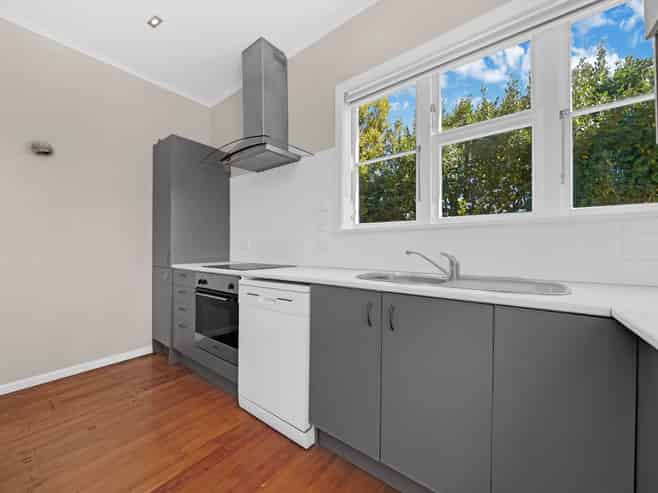 1/33 Reynella Drive, Massey
