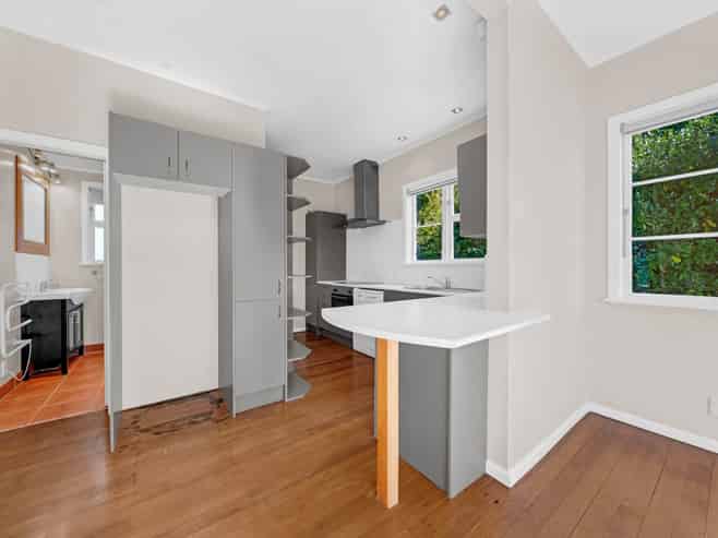 1/33 Reynella Drive, Massey