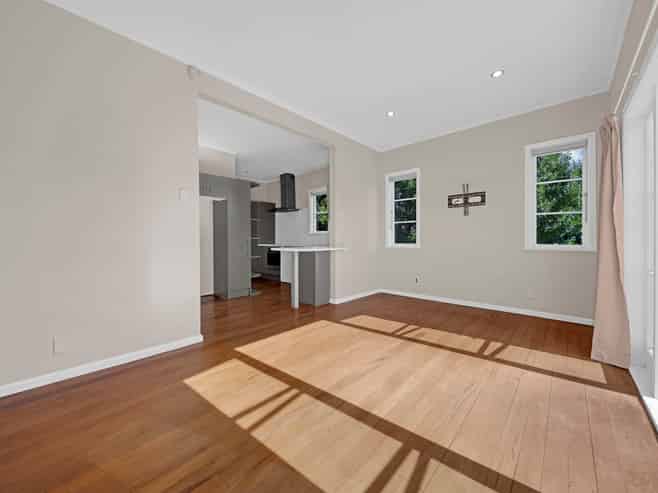 1/33 Reynella Drive, Massey