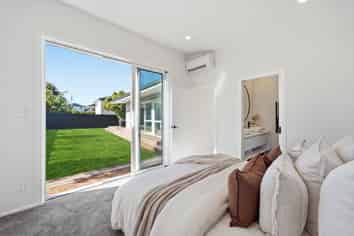 42A Old Lake Road, Devonport