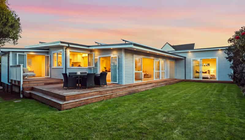 42A Old Lake Road, Devonport