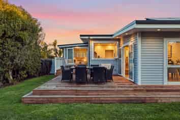 42A Old Lake Road, Devonport