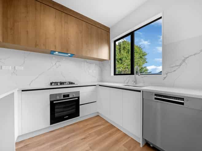 Lot 2/10 Sandgate Avenue, Botany Downs