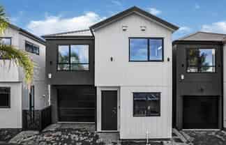 Lot 2/10 Sandgate Avenue, Botany Downs