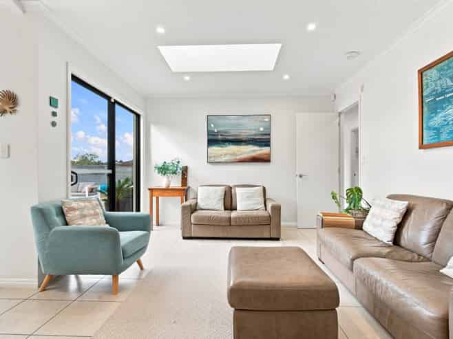 30 Topland Drive, Flat Bush