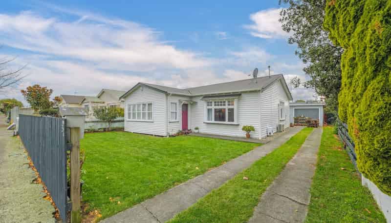 51 Burns Avenue, Takaro