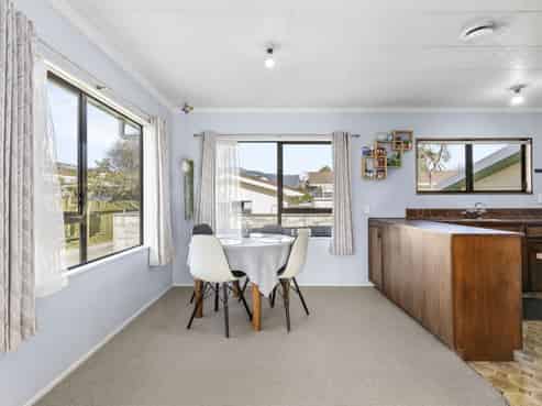 2/54 Golf Road, Tahunanui