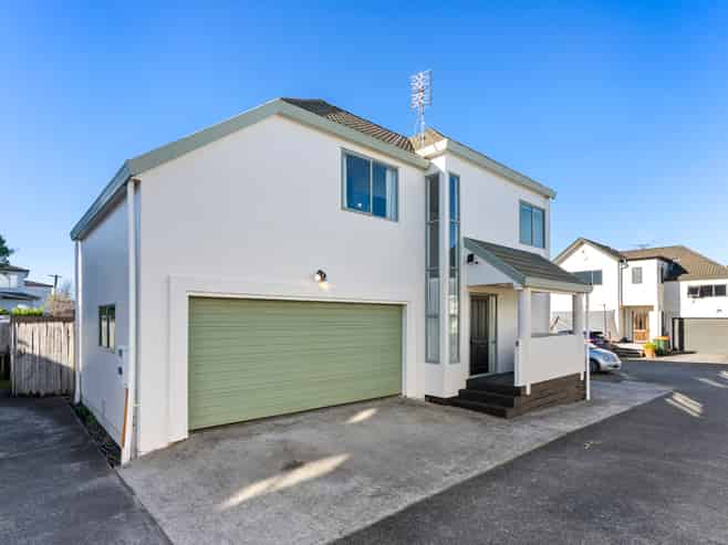 3/132 Wellington Street, Howick