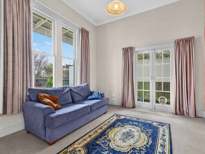 90A Harley Street, Solway