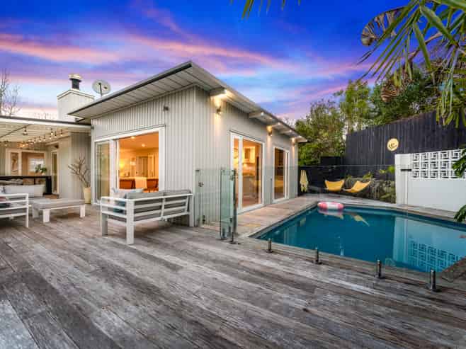 1a Agathis Avenue, Mairangi Bay