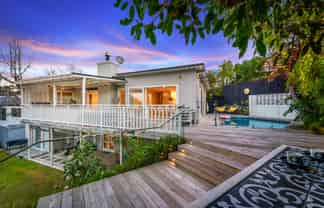1a Agathis Avenue, Mairangi Bay