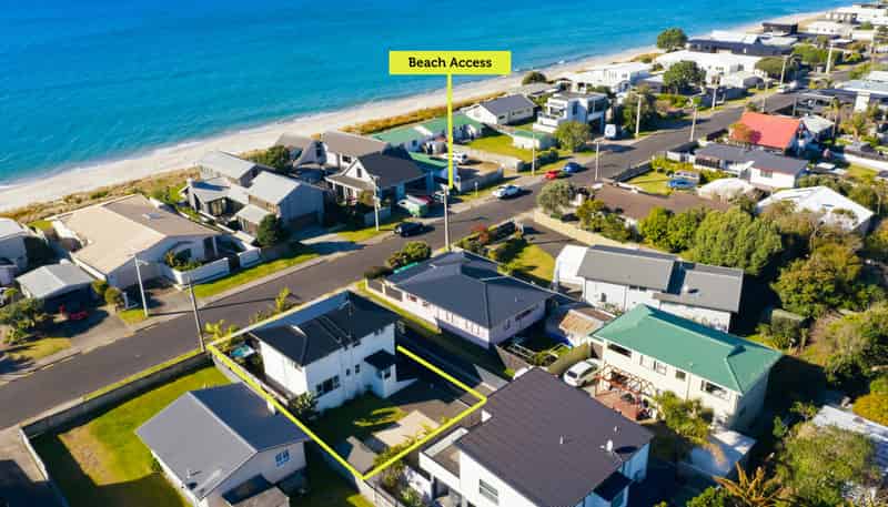 22 Karewa Parade, Papamoa