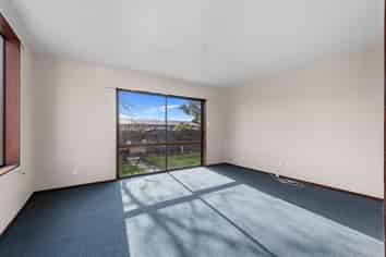 1B Tamarisk Place, Parklands